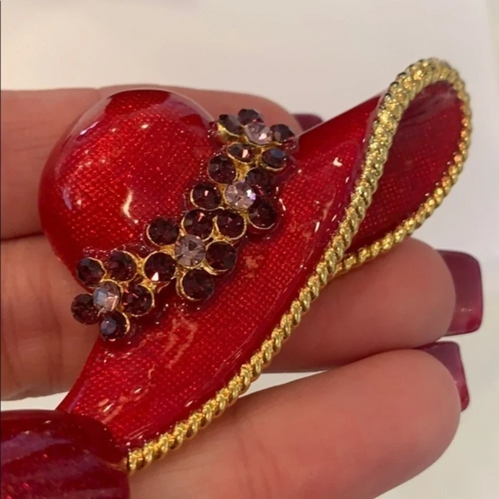 💐5/25 red hat society red enamel purple crystals